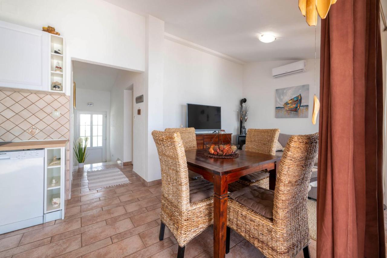 Apartment Busac Zaboric Buitenkant foto